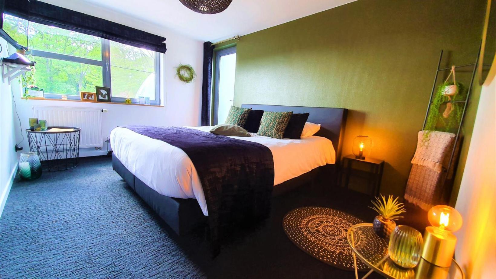 Les 7 Meuses - Restaurant & Hebergements Hoteliers - Insolites - Wellness - Gites Profondeville Pokoj fotografie